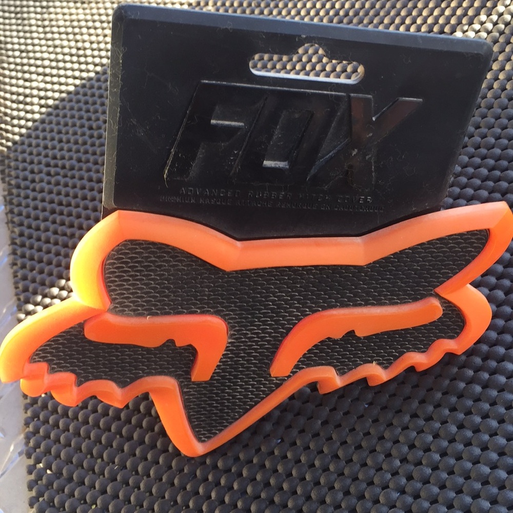 Fox hitchplate